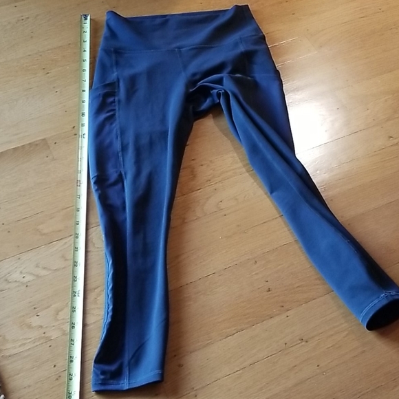 Fabletics Powerhold Leggings - Picture 5 of 11